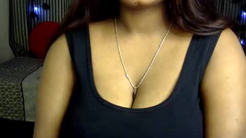 Snapshot of jennysinghaniya chatting on 12-11-24, 05:37 jenny online show from 12-11-24, 05:37