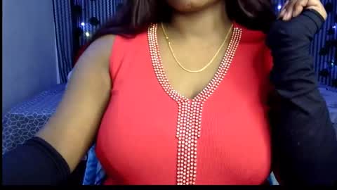 Snapshot of jennysinghaniya chatting on 01-08-25, 11:21 jenny online show from 01-08-25, 11:21