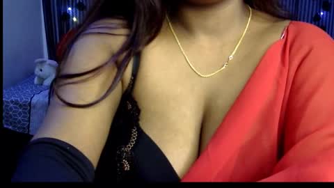 Snapshot of jennysinghaniya chatting on 01-14-25, 06:17 jenny online show from 01-14-25, 06:17