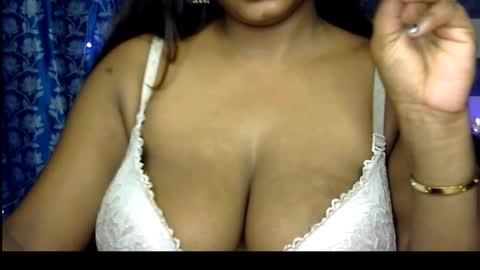 Snapshot of jennysinghaniya chatting on 09-24-25, 07:39 jenny online show from 09-24-25, 07:39