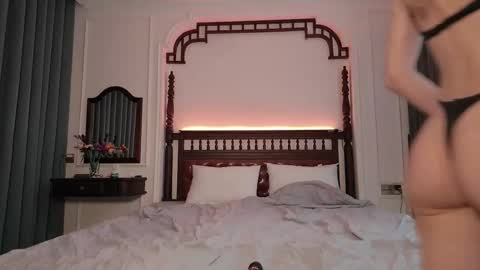 Snapshot of jennytime chatting on 11-28-25, 09:56 Jen online show from 11-28-25, 09:56