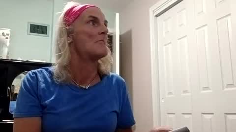 jennywomacks online show from 07-01-26, 01:51