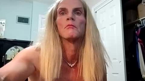 jennywomacks online show from 07-05-26, 04:19