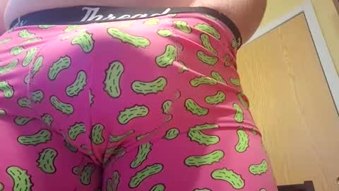 Snapshot of jerbear385978 chatting on 05-14-26, 04:47 JerBear online show from 05-14-26, 04:47