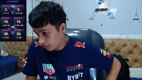 Snapshot of jeremias_1 chatting on 01-23-25, 12:30 JEREMIAS online show from 01-23-25, 12:30