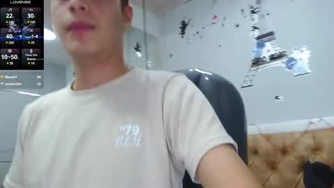 Snapshot of jeremias_1 chatting on 02-19-25, 10:20 JEREMIAS online show from 02-19-25, 10:20