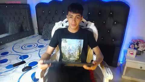 Snapshot of jeremias_1 chatting on 03-11-26, 11:49 JEREMIAS online show from 03-11-26, 11:49