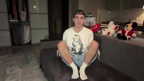 Snapshot of jeremy1scott chatting on 11-16-25, 03:34 jeremy1scott online show from 11-16-25, 03:34