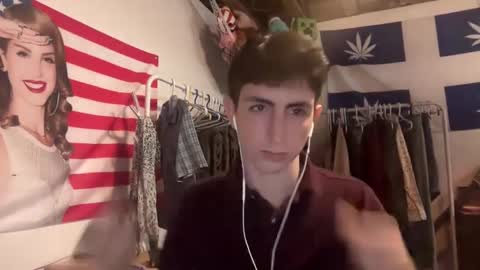 Angel online show from 09-28-25, 08:03