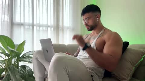 Jeremy online show from 06-07-26, 12:42