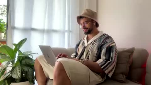 Jeremy online show from 07-08-26, 12:31