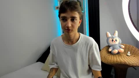 jero independent model online show from 11-12-25, 07:42