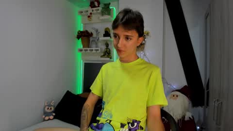 jero independent model online show from 12-02-25, 11:11