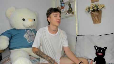 jero independent model online show from 02-20-26, 12:05