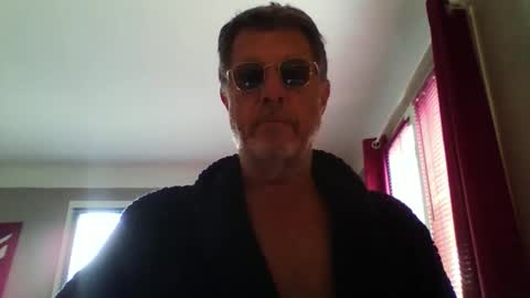Snapshot of jerflor chatting on 05-14-26, 09:38 jerflor online show from 05-14-26, 09:38