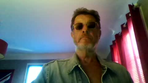 Snapshot of jerflor chatting on 06-20-26, 02:20 jerflor online show from 06-20-26, 02:20