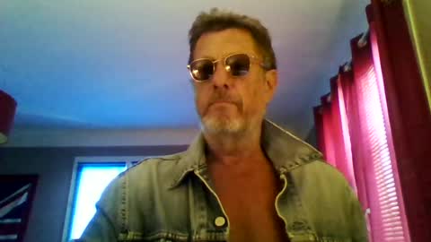 Snapshot of jerflor chatting on 06-21-26, 03:47 jerflor online show from 06-21-26, 03:47