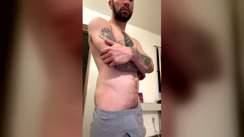 Snapshot of jerkinnice chatting on 03-17-26, 09:45 Jerk online show from 03-17-26, 09:45