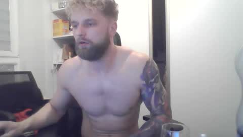 Snapshot of jerryalise chatting on 11-30-25, 04:22 jerryalise online show from 11-30-25, 04:22