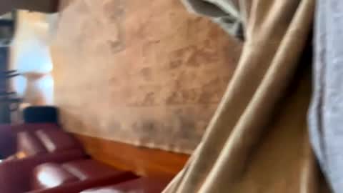 Jeremys room chill and puff one enjoy online show from 03-11-25, 03:12