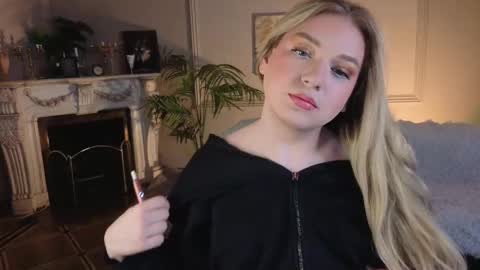 jes_solar online show from 11-22-25, 09:36