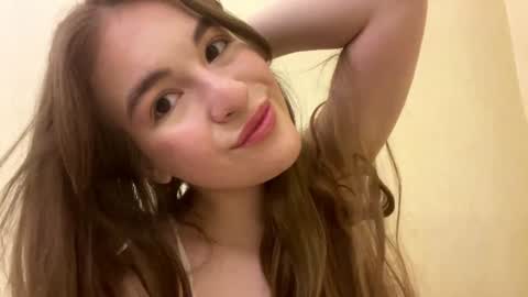 Snapshot of jeseniaseivert chatting on 06-11-26, 07:23 Kate online show from 06-11-26, 07:23