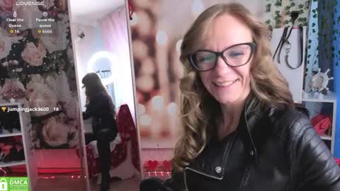 jesica_moon_peachyy online show from 05-16-26, 04:09