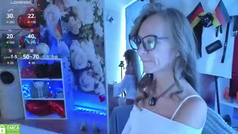 Snapshot of jesica_moon_peachyy chatting on 06-27-26, 04:17 jesica_moon_peachyy online show from 06-27-26, 04:17