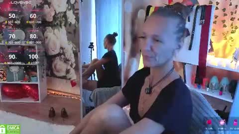 Snapshot of jesica_moon_peachyy chatting on 06-28-26, 05:02 jesica_moon_peachyy online show from 06-28-26, 05:02