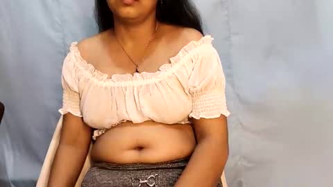 Jesmin online show from 05-15-26, 09:49