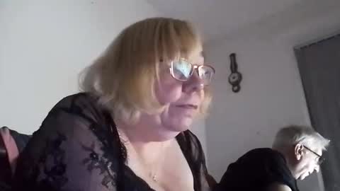 jessandsilverfox69 online show from 03-06-26, 08:38