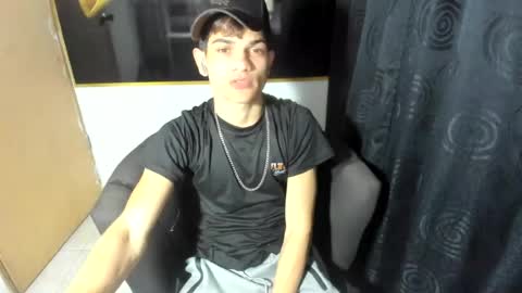 jesshot_bigcock online show from 06-13-26, 07:28