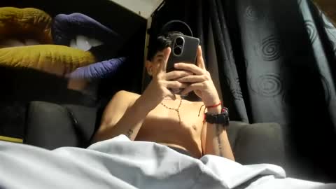 jesshot_bigcock online show from 06-21-26, 06:16