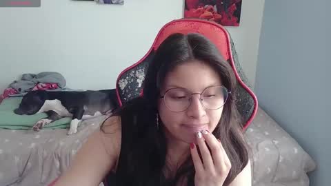 Jessica gomez online show from 12-16-25, 09:31