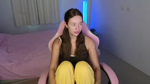 Jessy online show from 05-18-26, 03:24
