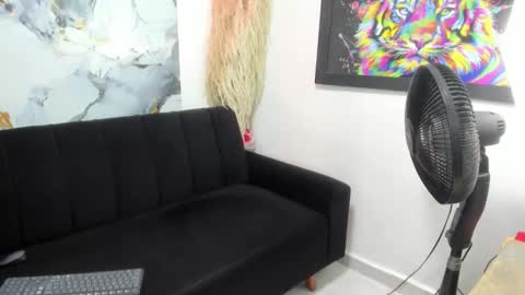 JESSICA online show from 12-18-25, 08:15