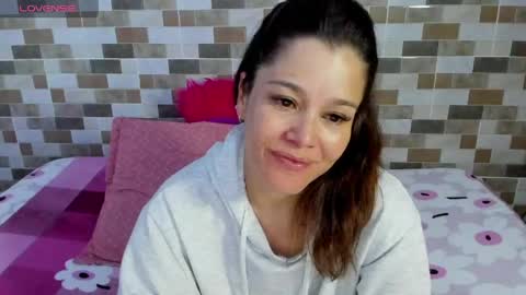 jessimodel independient online show from 06-04-26, 09:43