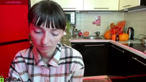 Snapshot of jessicaforris chatting on 10-21-25, 06:58 jessicaforris online show from 10-21-25, 06:58