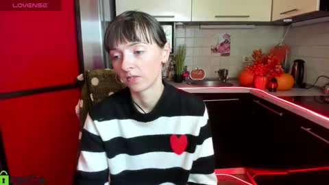 Snapshot of jessicaforris chatting on 11-12-25, 08:04 jessicaforris online show from 11-12-25, 08:04