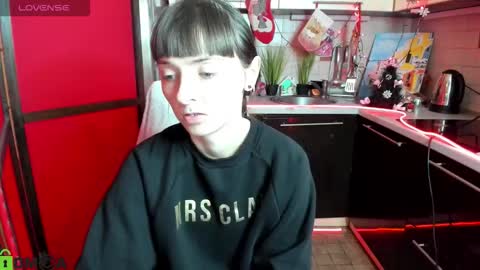 Snapshot of jessicaforris chatting on 12-17-25, 07:58 jessicaforris online show from 12-17-25, 07:58
