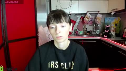 Snapshot of jessicaforris chatting on 12-22-25, 08:00 jessicaforris online show from 12-22-25, 08:00