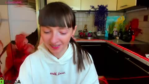 Snapshot of jessicaforris chatting on 03-11-26, 08:20 jessicaforris online show from 03-11-26, 08:20