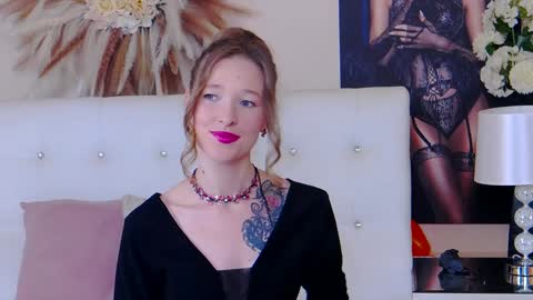 Snapshot of jessicagibson chatting on 12-19-24, 06:34 Jessica online show from 12-19-24, 06:34