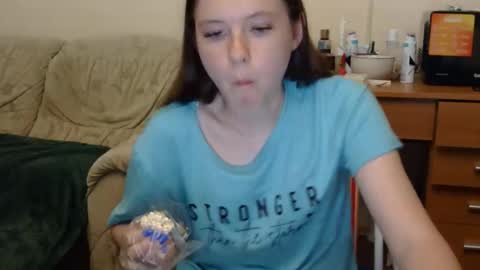 jessicaholland1 online show from 06-09-26, 06:41