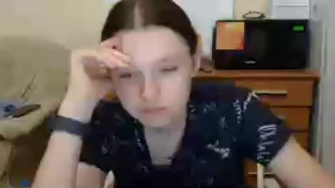 jessicaholland1 online show from 07-24-26, 07:45