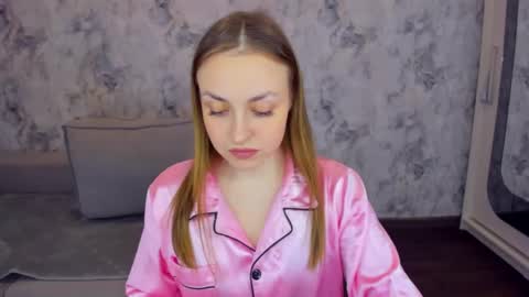 Snapshot of jessicalime chatting on 02-17-25, 01:10 JESSICA online show from 02-17-25, 01:10