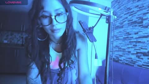 Snapshot of jessicaowens_ chatting on 07-23-26, 05:16 Jessica online show from 07-23-26, 05:16