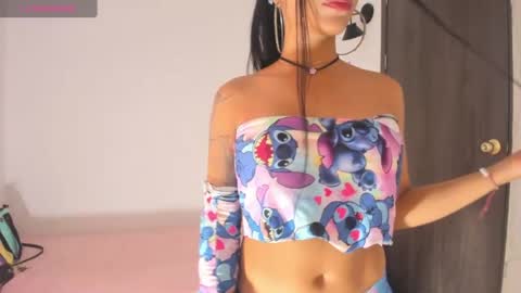 Snapshot of jessicaowens_ chatting on 07-24-26, 11:25 Jessica online show from 07-24-26, 11:25