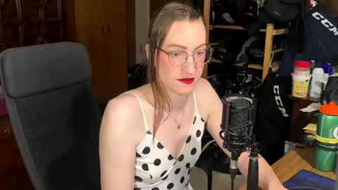Snapshot of jessicastarla chatting on 04-29-26, 10:16 Jessica Starla online show from 04-29-26, 10:16