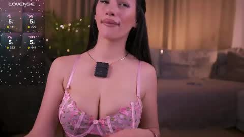 Jess online show from 06-22-26, 03:53